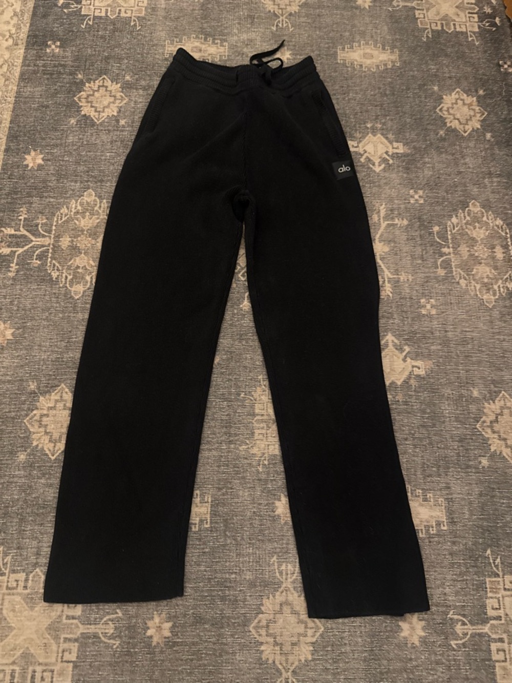 ALO Yoga Black Logo Ribbed Sweatpants
